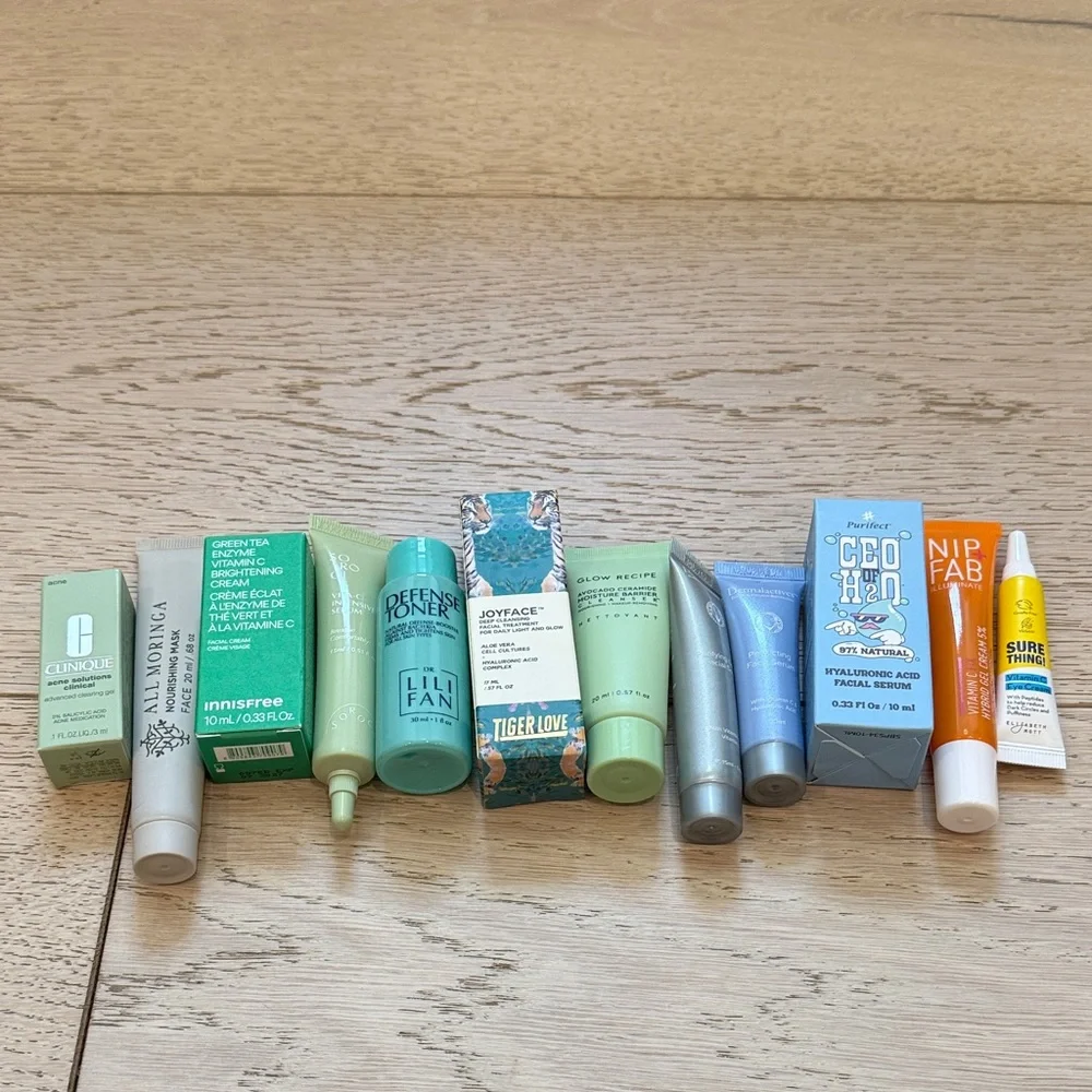 12 Item Travel Size Skincare Bundle | New With Tags - Picture 2 of 6